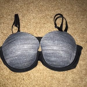 Victoria’s Secret Pink 36D lightly lined Bra